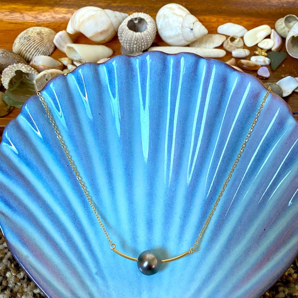 *No Tarnish* Tahitian pearl necklace, 14k gold filled